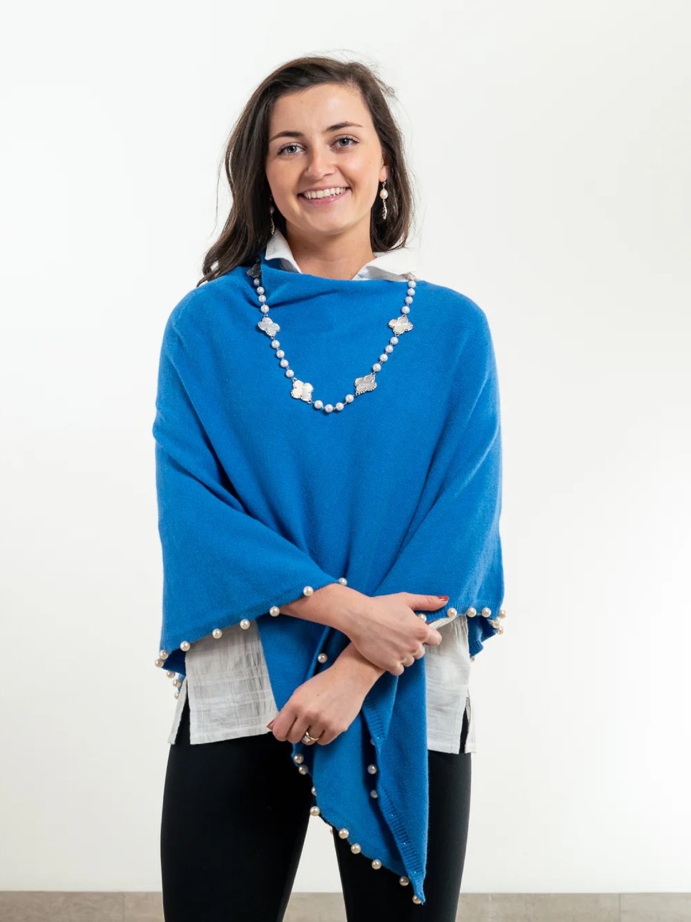 NWT Liza Byrd The Peyton Pearl Poncho Sky Blue One Size Soft Knit Pearl Trim